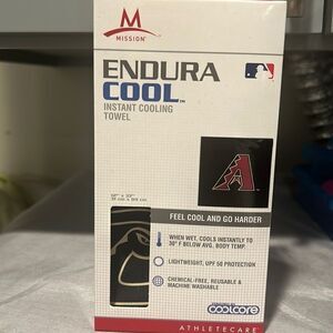 🎉1 hr sale 🎉Cooling Towel